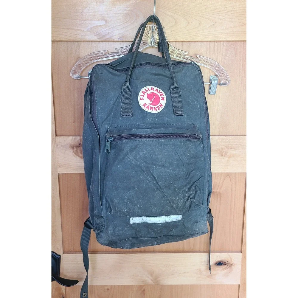 Fjallraven Kanken Mini Dark Green Canvas Backpack Classic Boxy School Travel